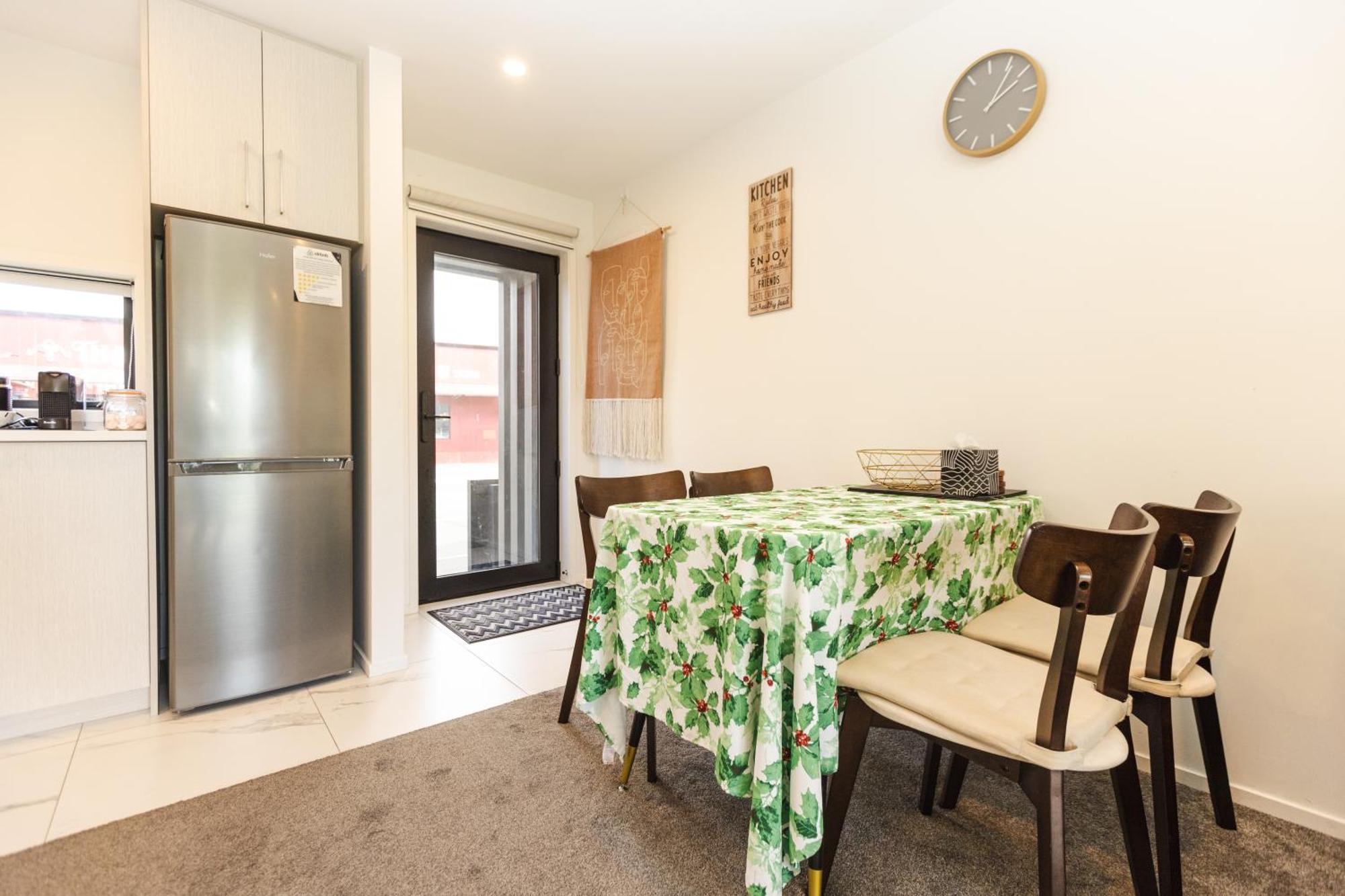 Modern 2 Bedroom By Hagley Park Christchurch Exterior foto