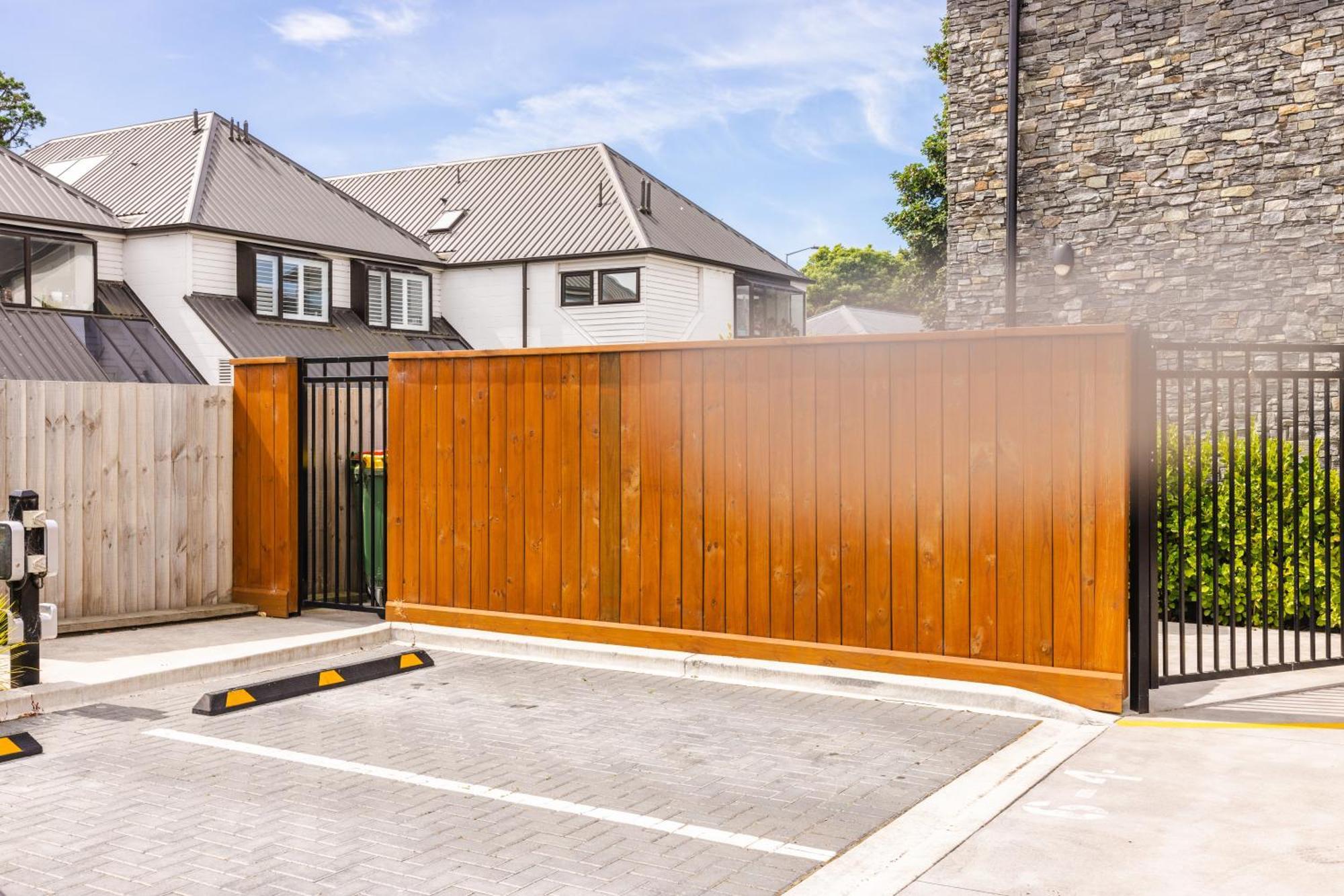 Modern 2 Bedroom By Hagley Park Christchurch Exterior foto